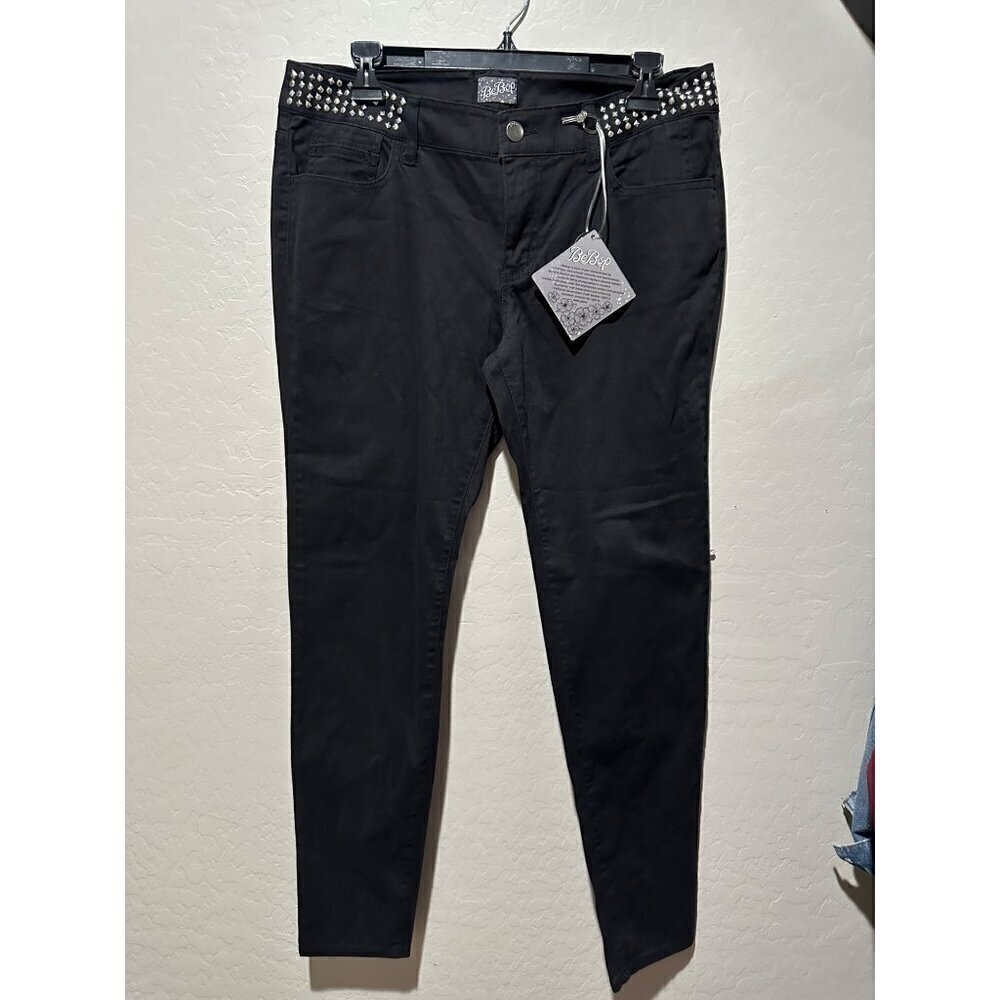BeBop low rise pants Size 11 NWT